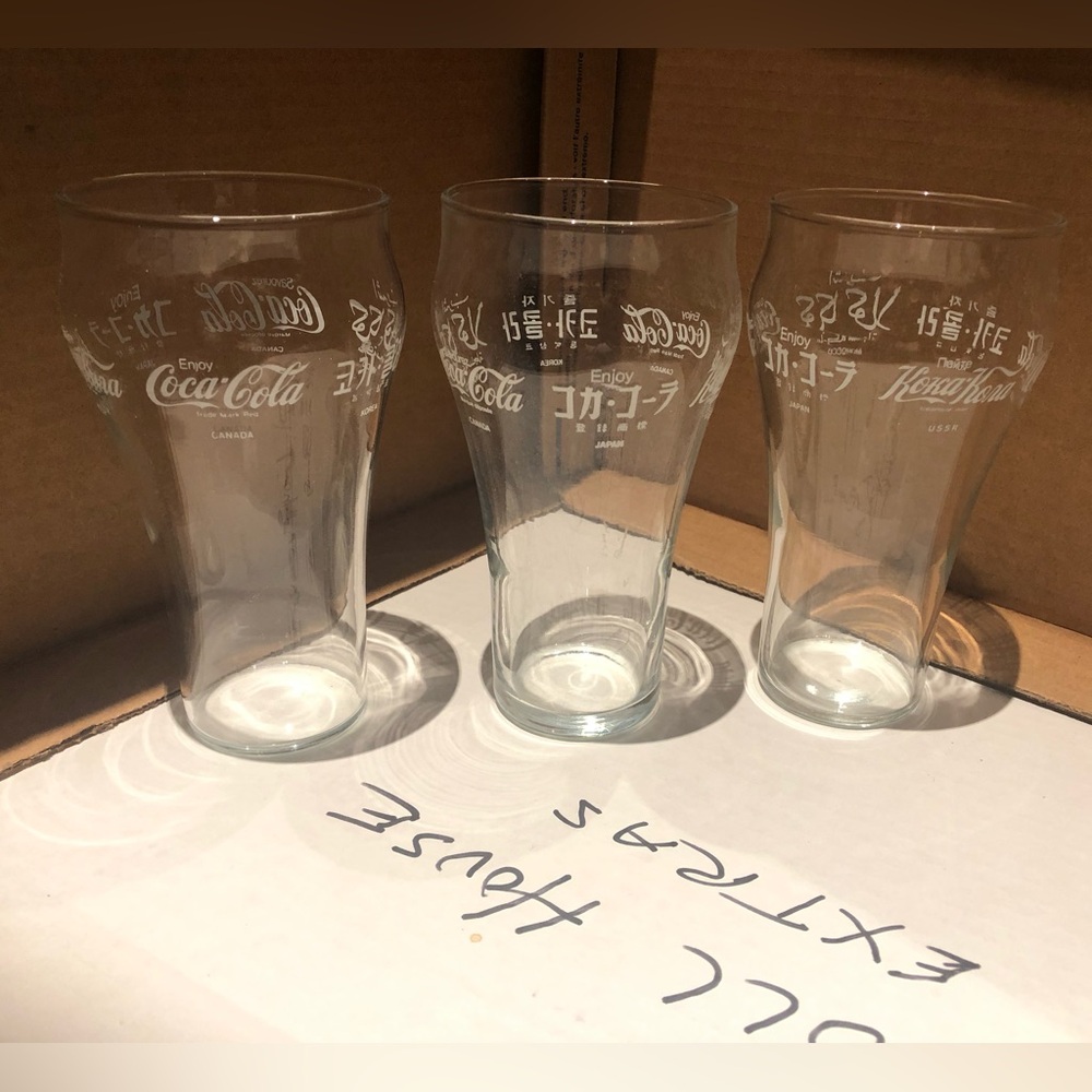 Coca Cola Clear Glass Multi-languages Set - Picture 2 of 9